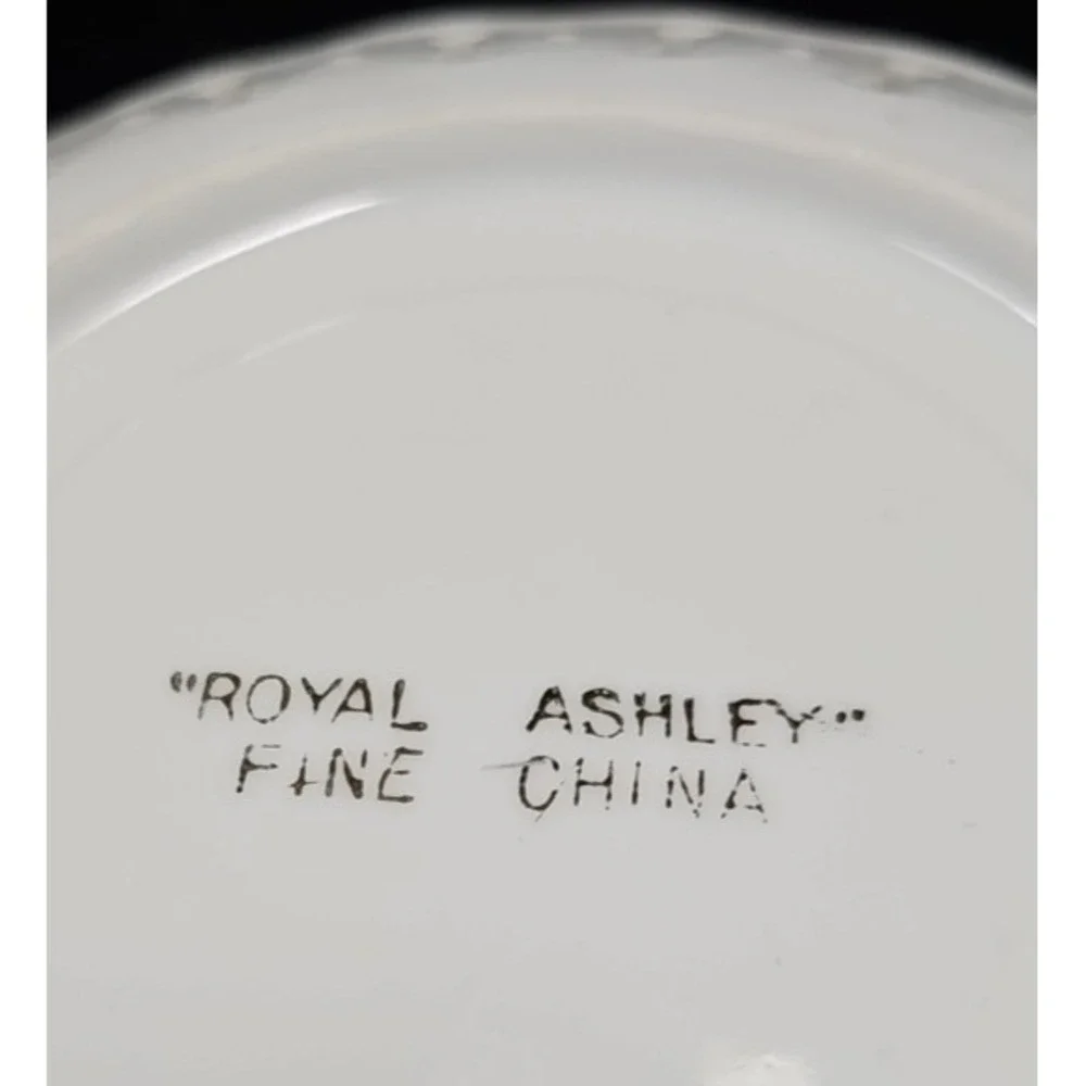 Vintage Royal Ashley Fine China Saucer, Teacup is cracked but‎ I will add it.
